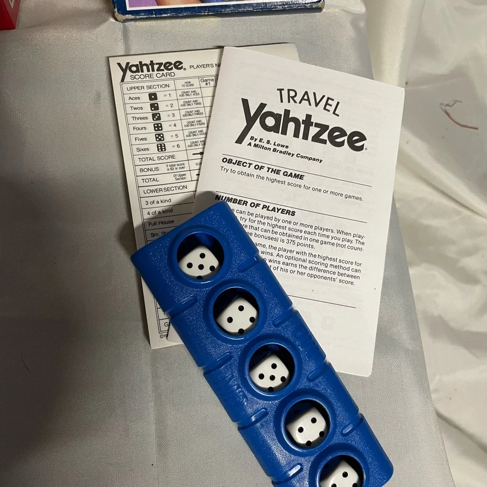 Yahtzee Classic Board Game - Red & Yellow Box & Travel Yahtzee - Picture 5 of 7